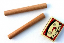 WOODKLANG Mini -  10 cm mini ozvučná dřívka s logem